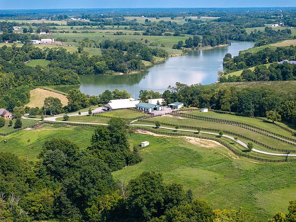 3rd image of 250 Boltz Lake Rd