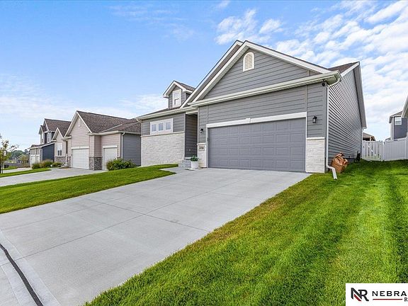 3rd image of 4708 N 210th Ave