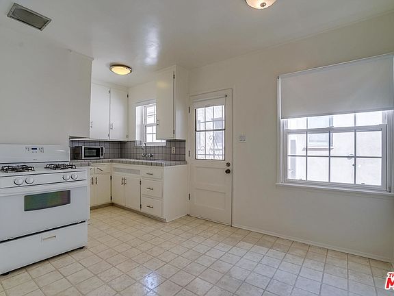 5th image of 1255 S Crescent Heights Blvd