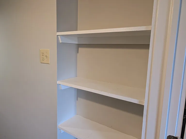 728 E Main St #4 — Photo 9