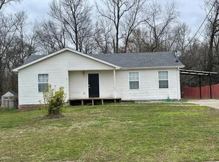 807 Carbondale Dr, Oak Grove, KY 42262