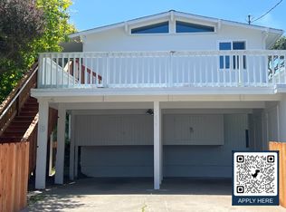 831 Sinex Ave, Pacific Grove, CA 93950