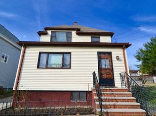 42 Genesee St #2, Revere, MA 02151