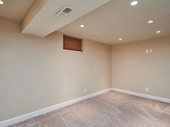 4th image of 10311 Townley Ct