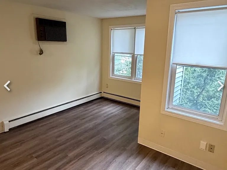 17 Blossom St #2 — Photo 10
