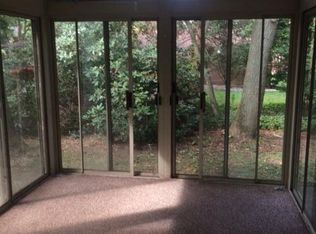 1747 Bathgate Ave, Madison, OH 44057