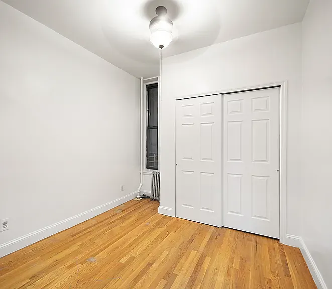 323 E 90th St #1RE — Photo 6