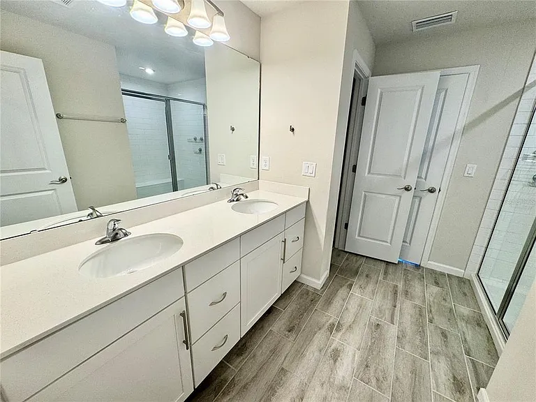 5424 Peaceful Creek Cv — Photo 44