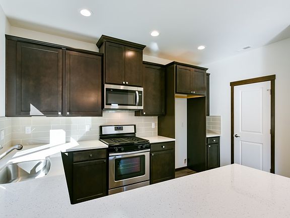 5th image of 12020 27th Ct S
