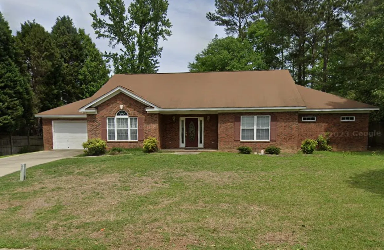 3 bed, 2278 sqft, $2,000 — Photo 1