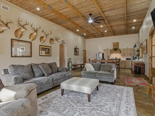 4822 Possum Hollow Rd, Harrisburg, AR 72432