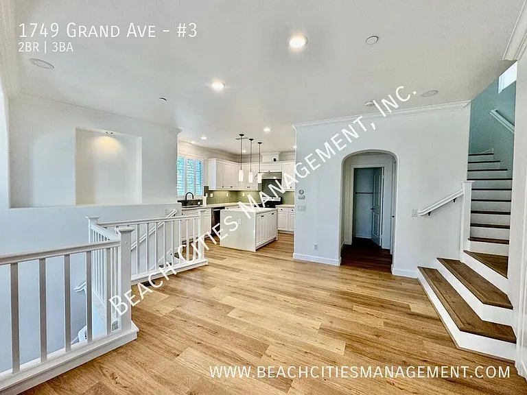 1749 Grand Ave #3 — Photo 19