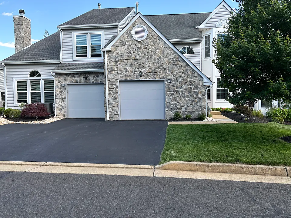 16 Nathan Ct