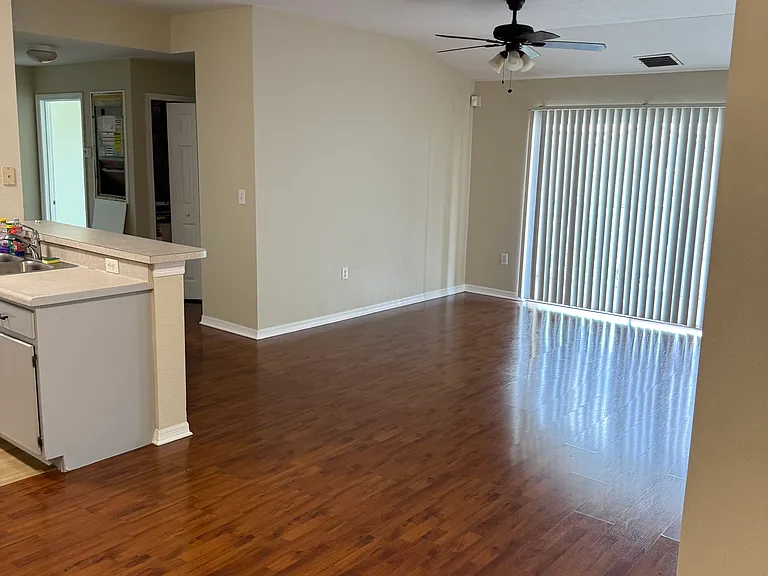 5475 Vineland Rd #8313 — Photo 46