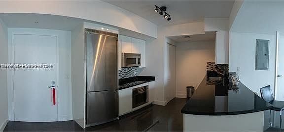2nd image of 92 SW 3rd St APT 1802