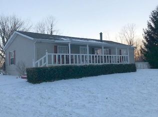 7917 Stout Rd, Circleville, OH 43113