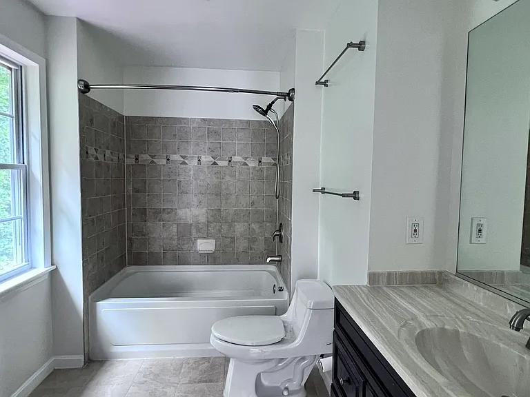 6037 Ridge Ford Dr — Photo 10