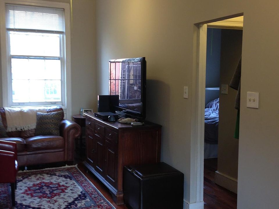 1st image of 1432 Lombard St #3F