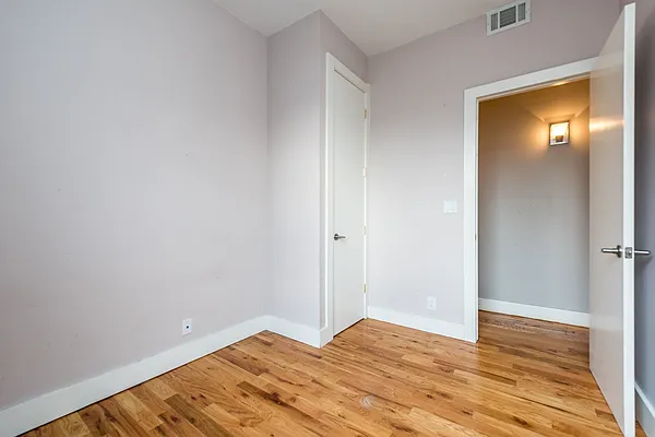 Rented by Nooklyn NYC LLC | media 20