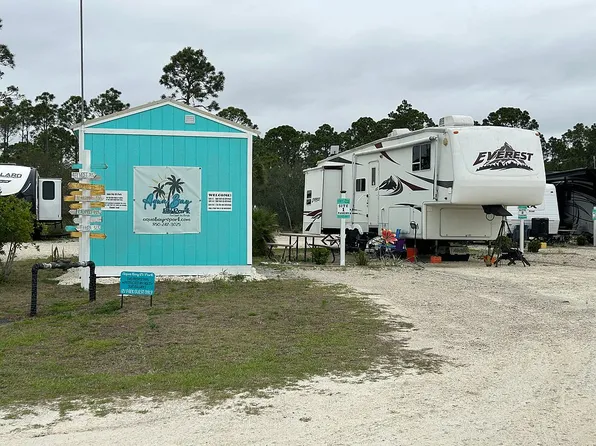 2764 Victoria Ave, Port Saint Joe, FL 32456