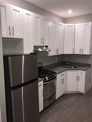 Rented by R New York | media 11