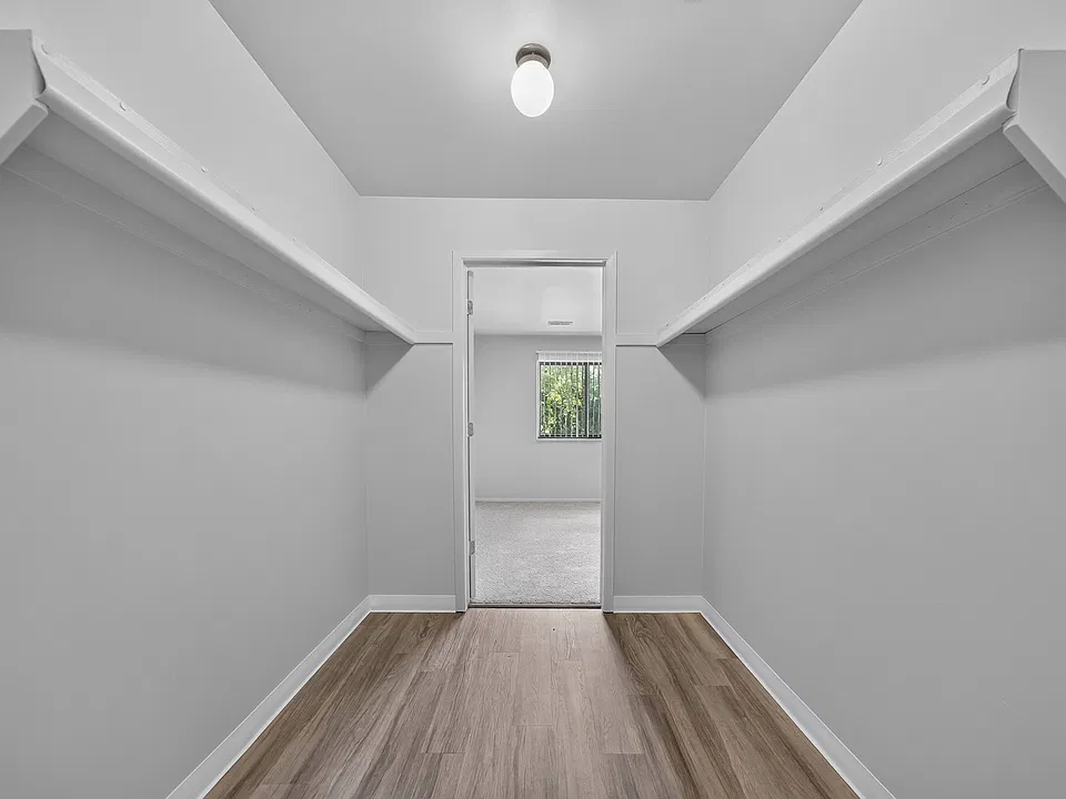 Woodland Villa Apartments