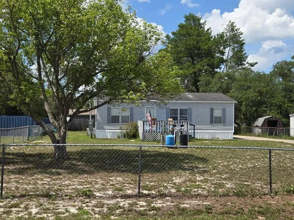 28523 Poinsettia Ave, Paisley, FL 32767