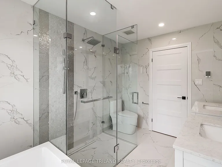 164 Winston Ave #UPPER — Photo 13