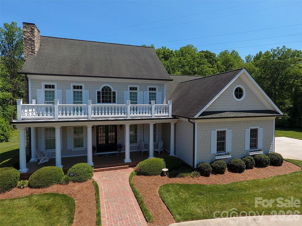1st image of 745 Saint Andrews Rd
