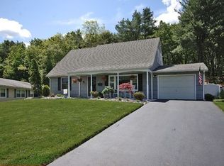 31 Waverly Pl, Aberdeen, NJ 07747