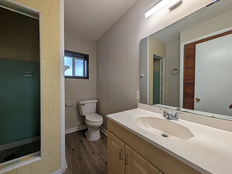 2117 Jammes Rd — Photo 9