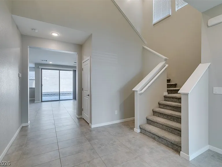 520 Founders Creek Ave — Photo 4