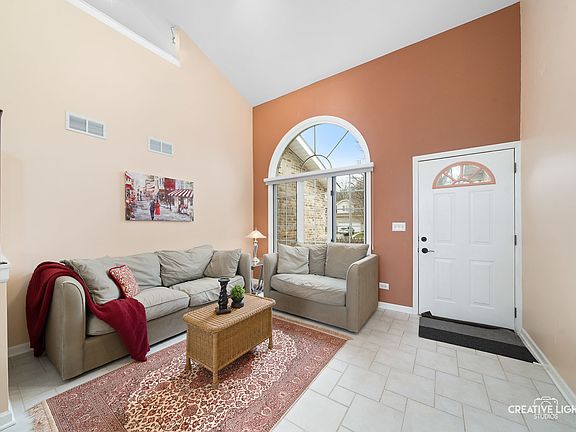 4th image of 5008 Vernon Park Pl