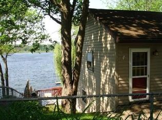 16377 Oak St, Decatur, MI 49045