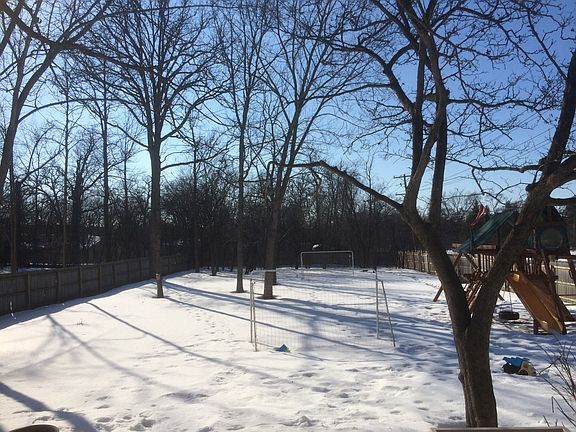4th image of 1568 Oakwood Pl