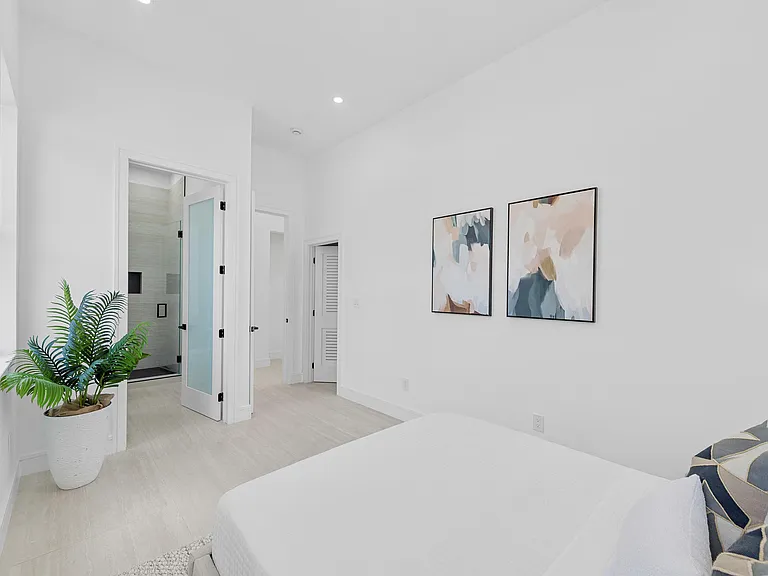 801 SE 6th Ct — Photo 26