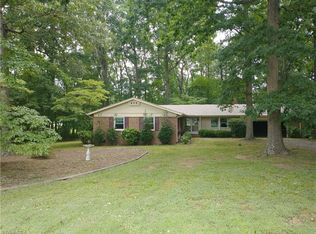5104 Hilltop Rd, Greensboro, NC 27407