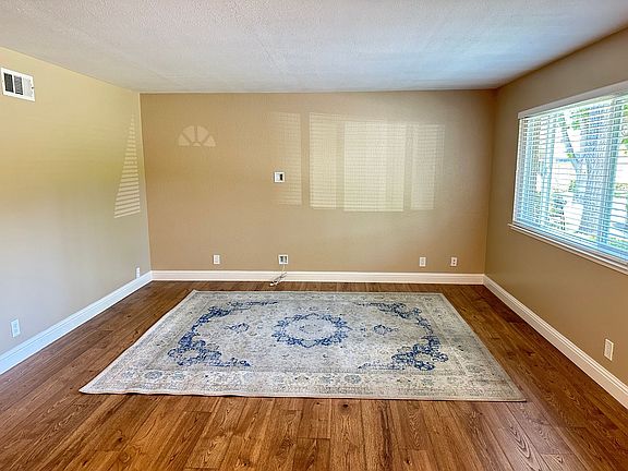 4th image of 2321 Saidel Dr APT 1