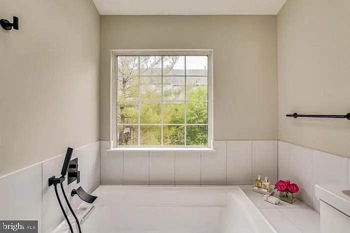 2111 Cambridge Park Ct #6 — Photo 30
