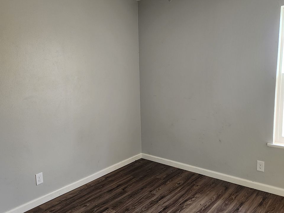 1st image of 2619 Paula Dr