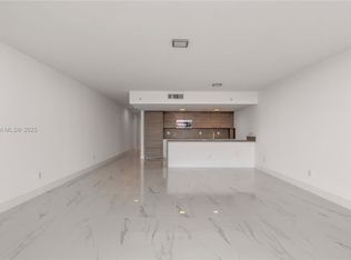 400 Sunny Isles Blvd #1418, Sunny Isles Beach, FL 33160