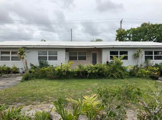 2499 NE 2nd Ave, Boca Raton, FL 33431