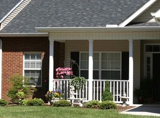 1415 Autumn Path Ln, Knoxville, TN 37918