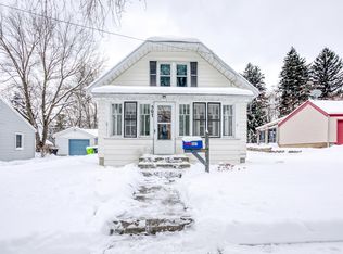 507 W Orange St, Greenville, MI