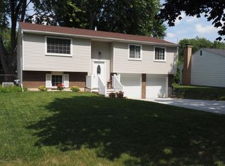 3211 Melody Ln, Lansing, MI 48912