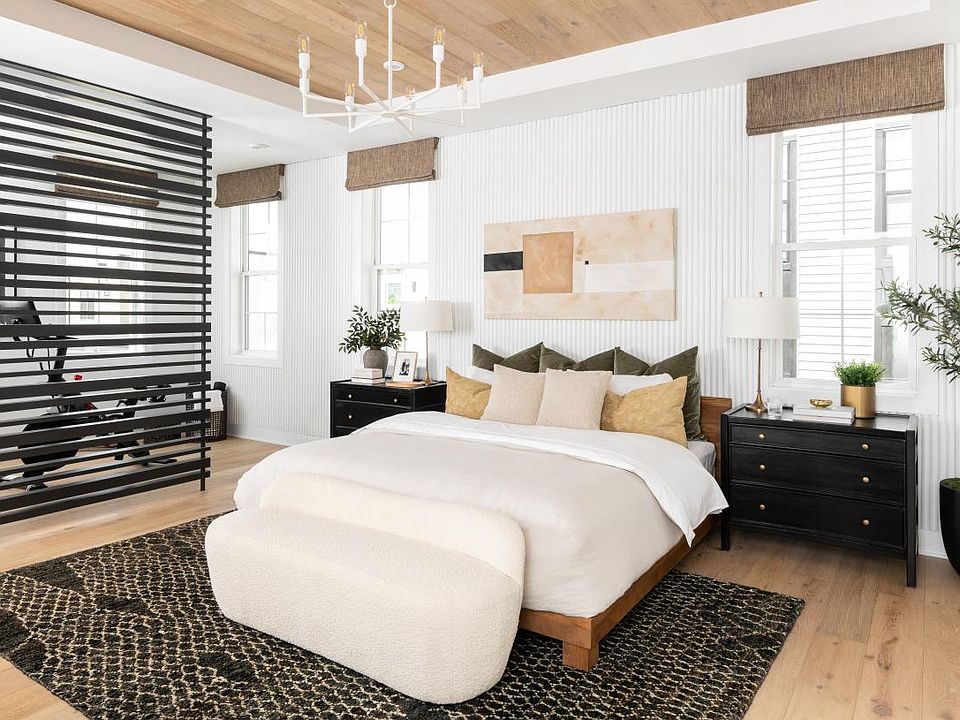 Representative Photo - Spacious primary bedroom