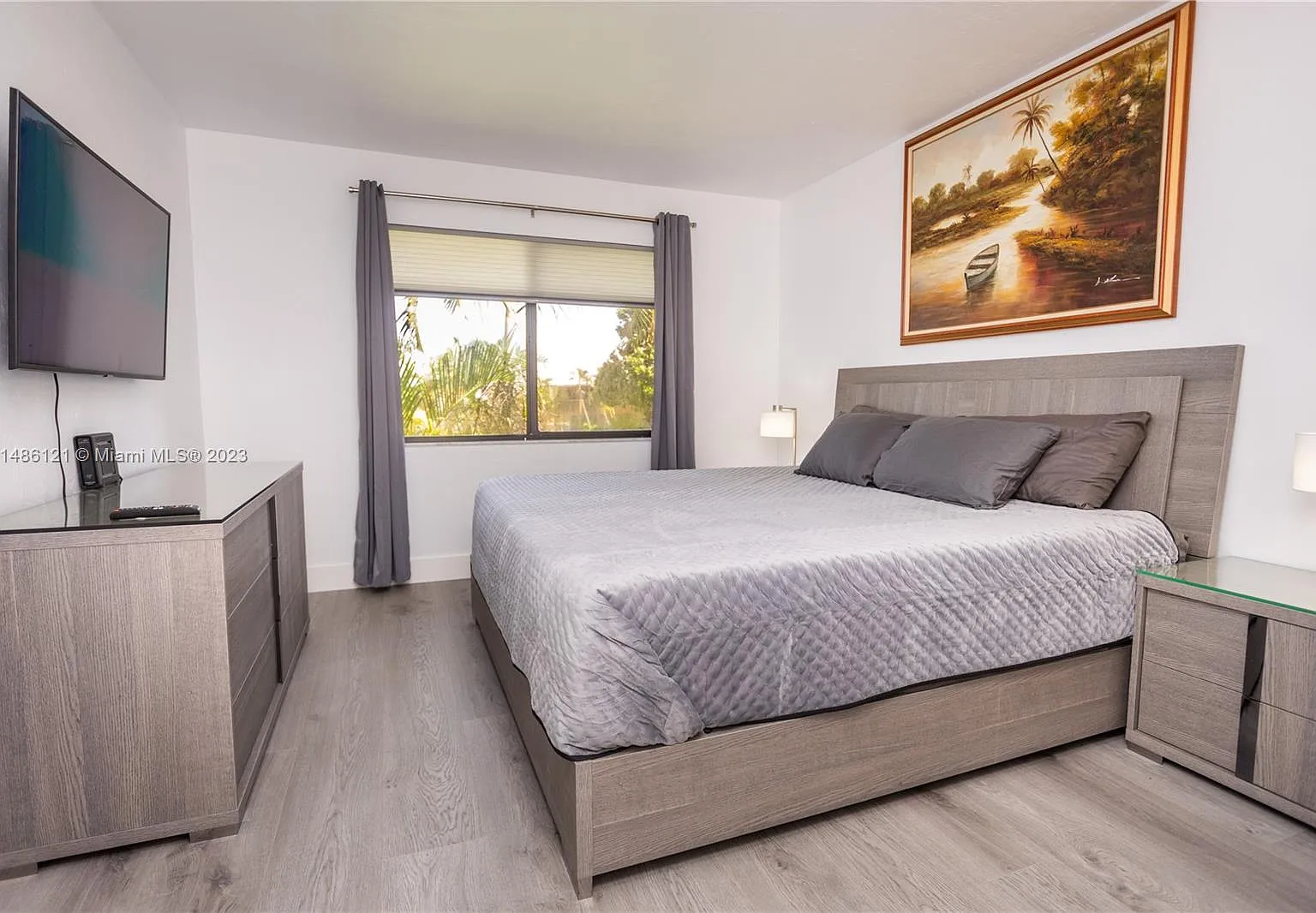 Bass And Sun Condominium — Photo 4