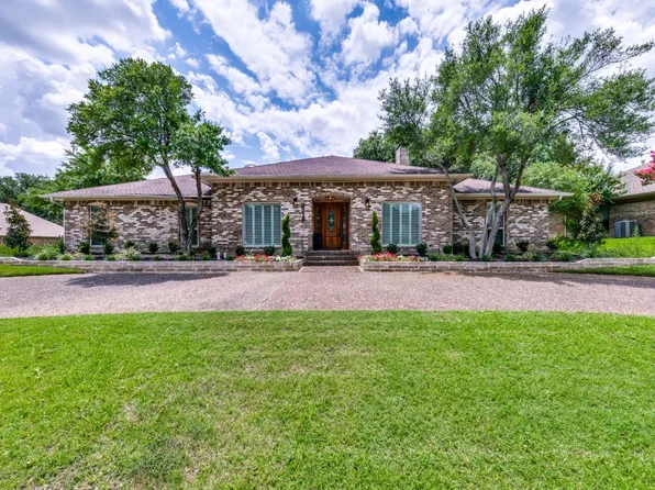 6218 Warm Mist Ln, Dallas, TX 75248