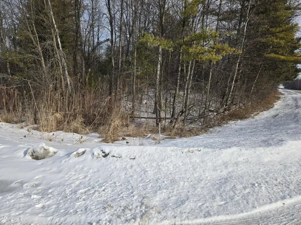 Riverdale Dr #2 & 3, Oneida, WI 54155