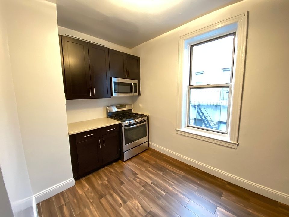 1st image of 25-19 44th St #2R